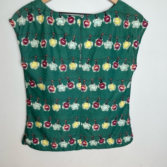 Modcloth Emily and Fin Christmas Lights Blouse, Size M, Green - Picture 2 of 6
